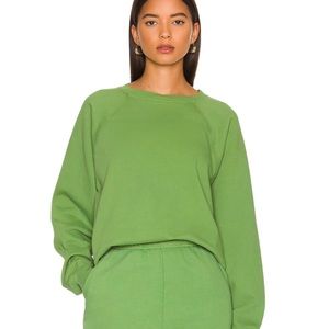 SIXTHTHREESEVEN The Raglan Crewneck in Sage